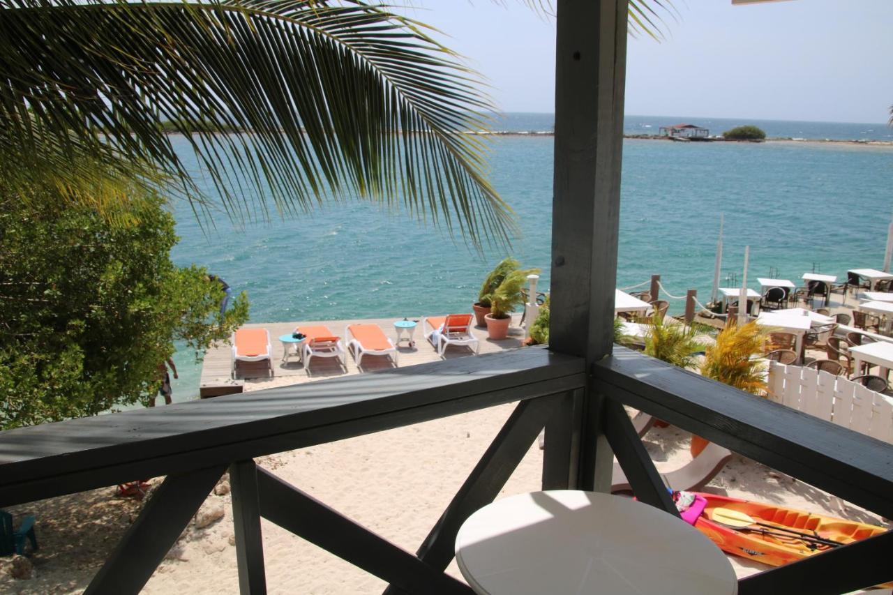 Coral Reef Beach Savaneta Esterno foto